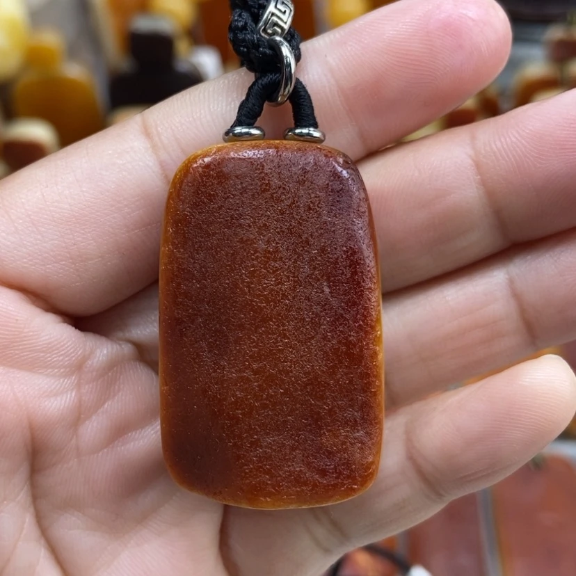 【闪购商品】琥珀颈饰未镶嵌