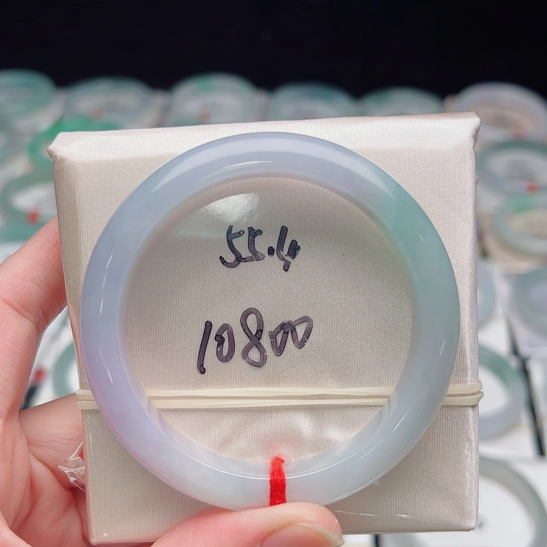 翡翠未镶嵌手镯A货