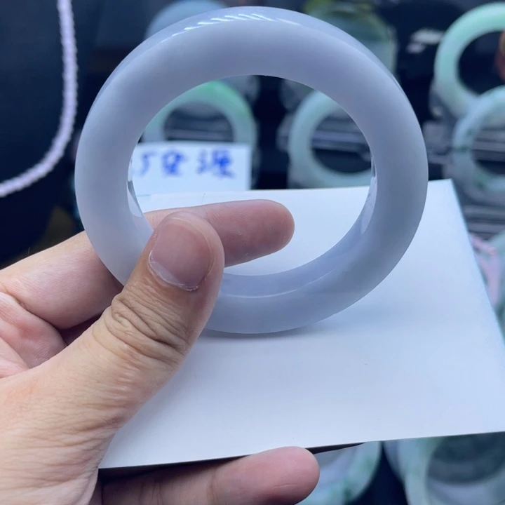 定制翡翠手镯未镶嵌