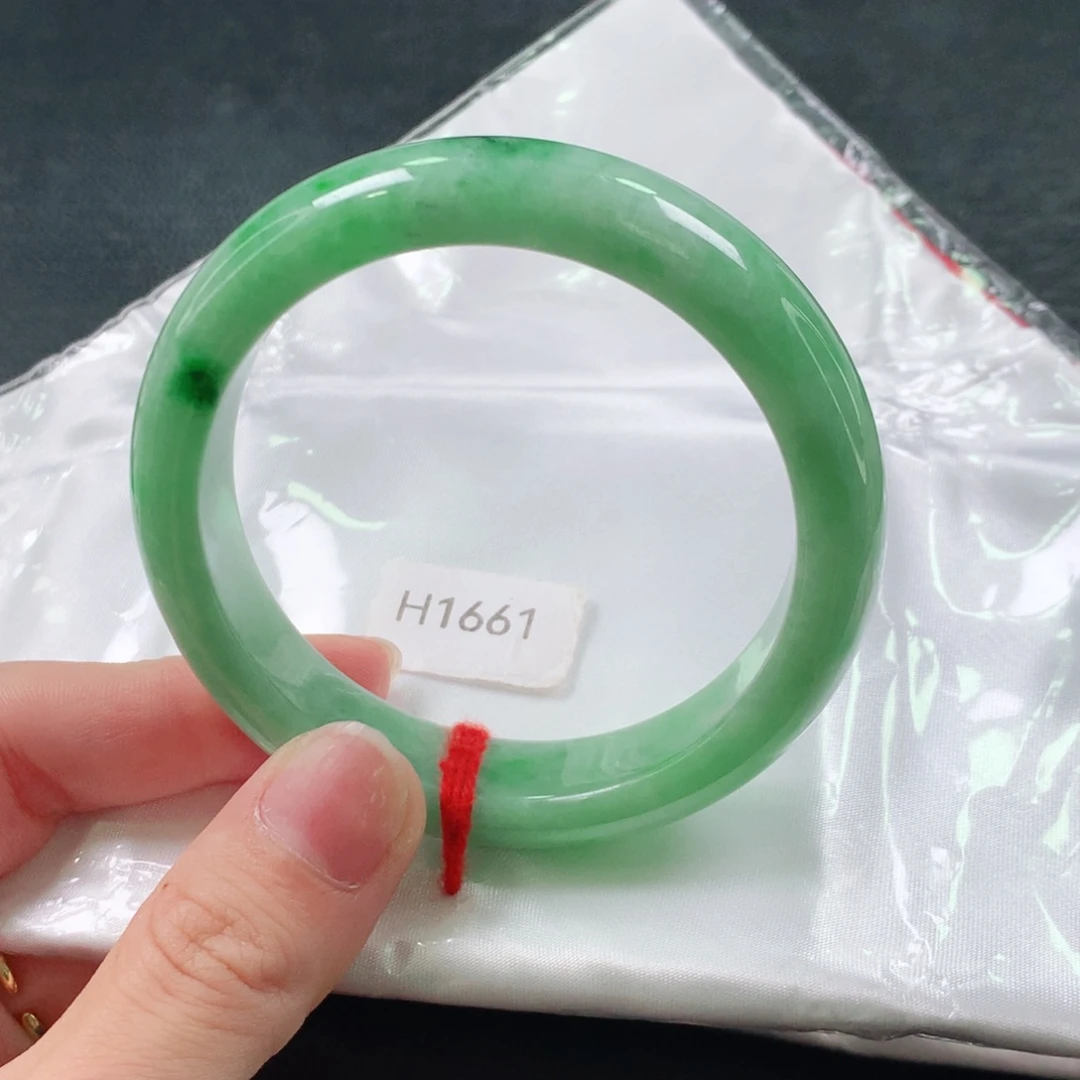 翡翠手镯未镶嵌天然翡翠手镯01