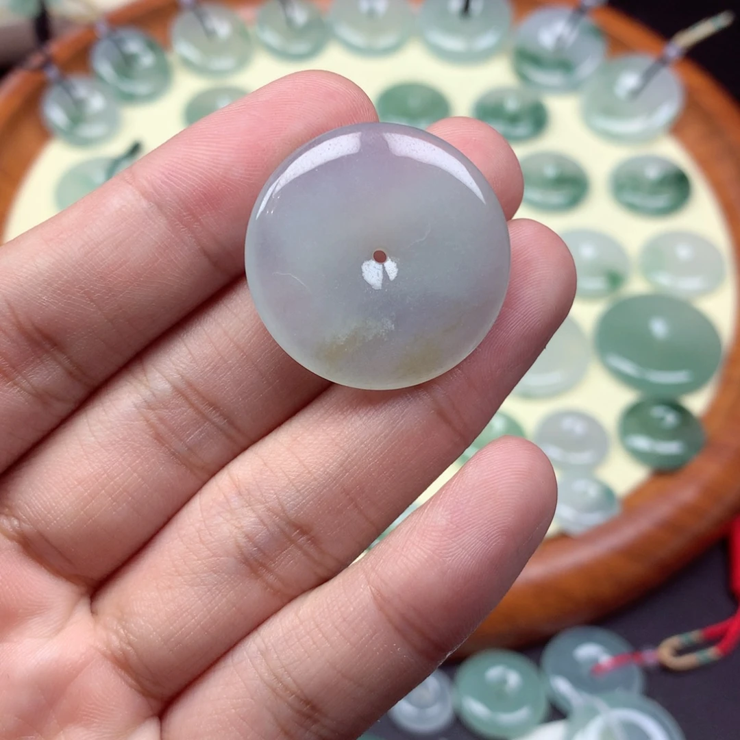 翡翠未镶嵌颈饰吊坠28.8/4.8mm