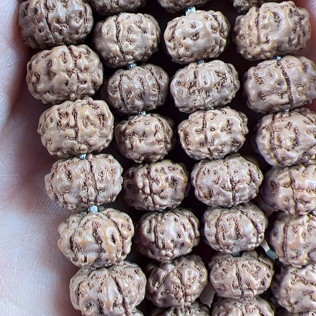 金刚菩提吊坠航母刹车片，一条保手持