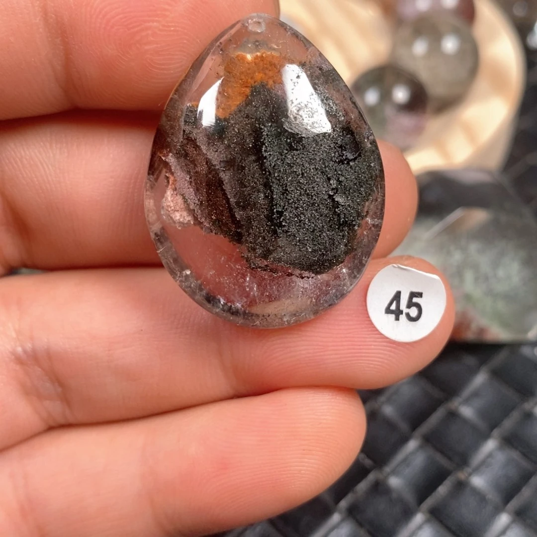 未镶嵌颈饰水晶水晶