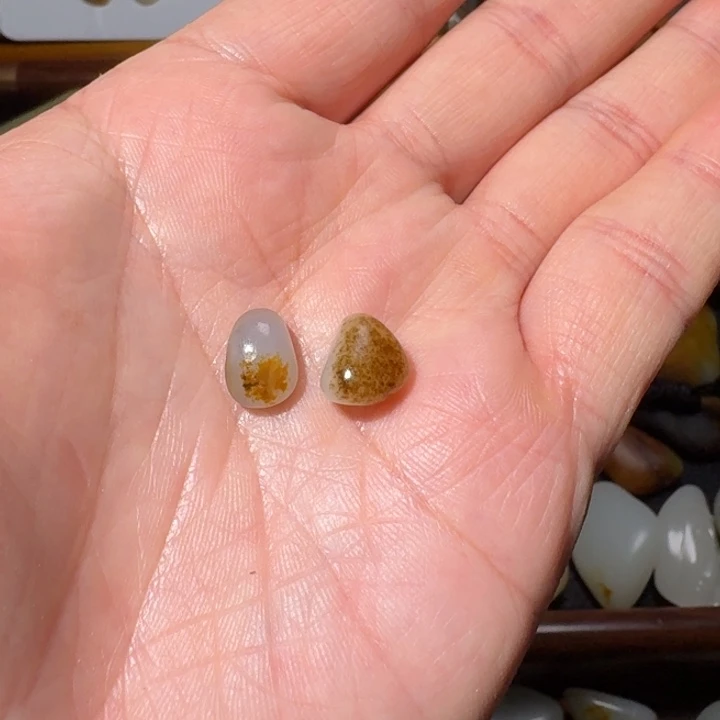 好***在和田玉未镶嵌珠宝奇石