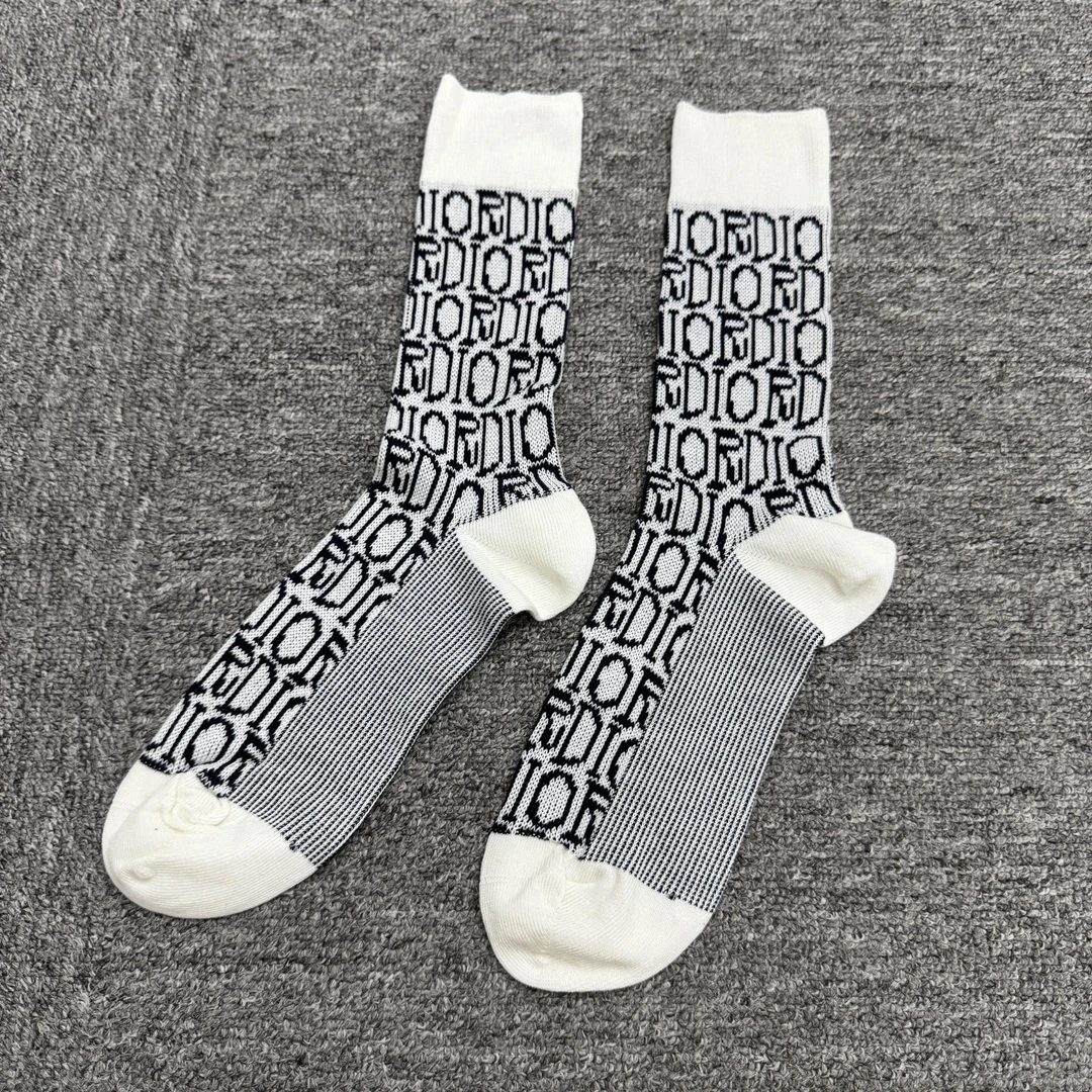 99新 DIOR/迪奥  Dior 老花袜子