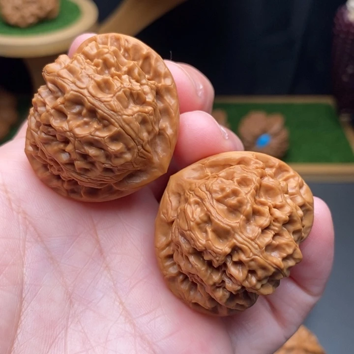 文玩核桃把件宫灯40