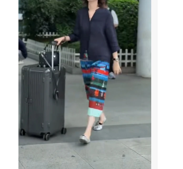 时尚潮流百搭精品女装dgd2699