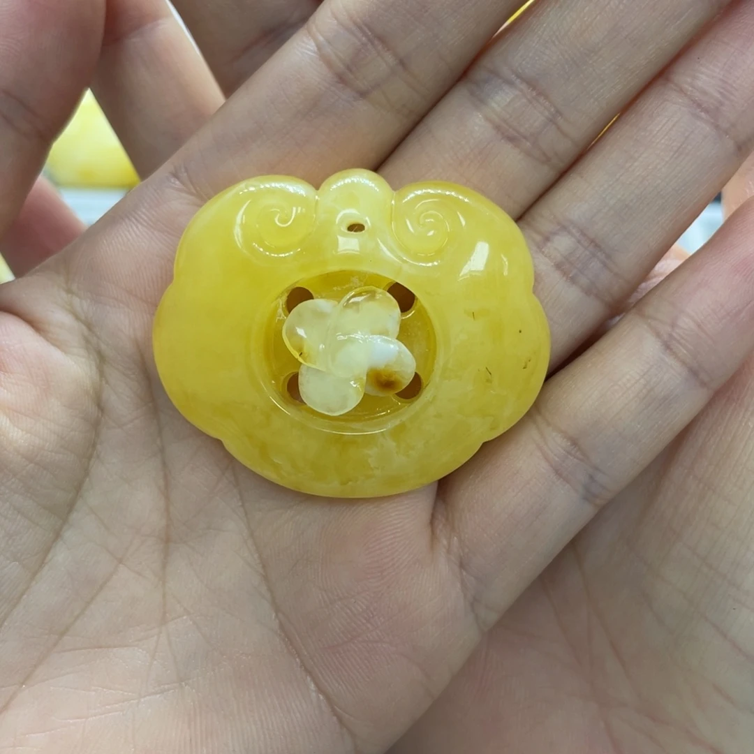 琥珀未镶嵌裸石天然琥珀