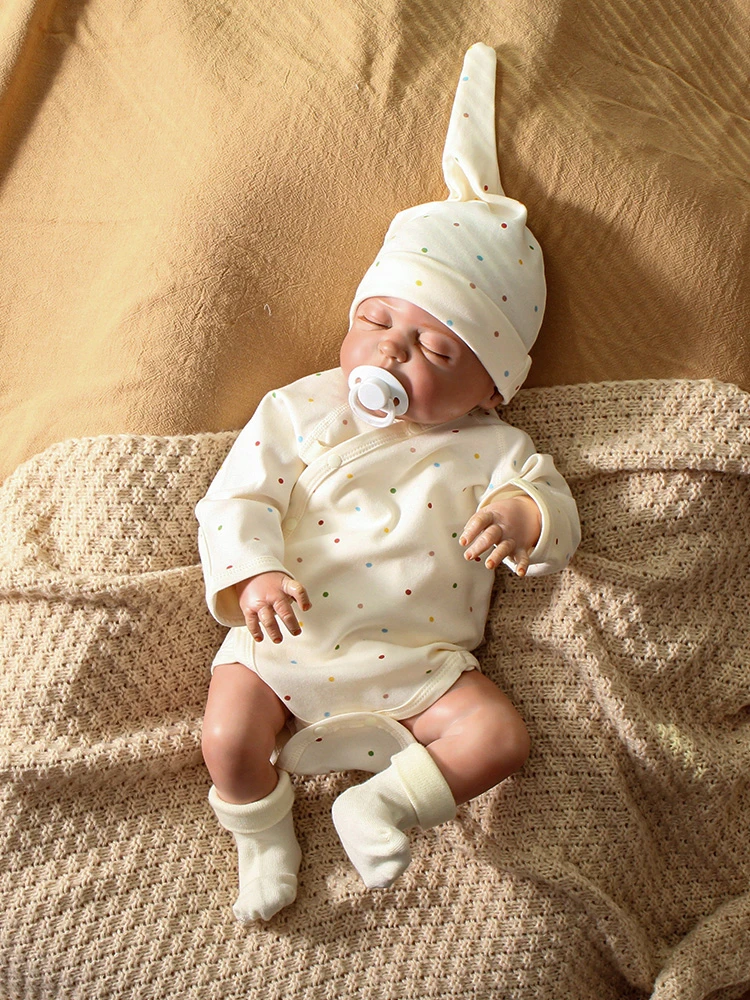 婴儿衣服新生婴儿三角爬服彩色波点宝宝百天包屁衣哈衣春秋薄款