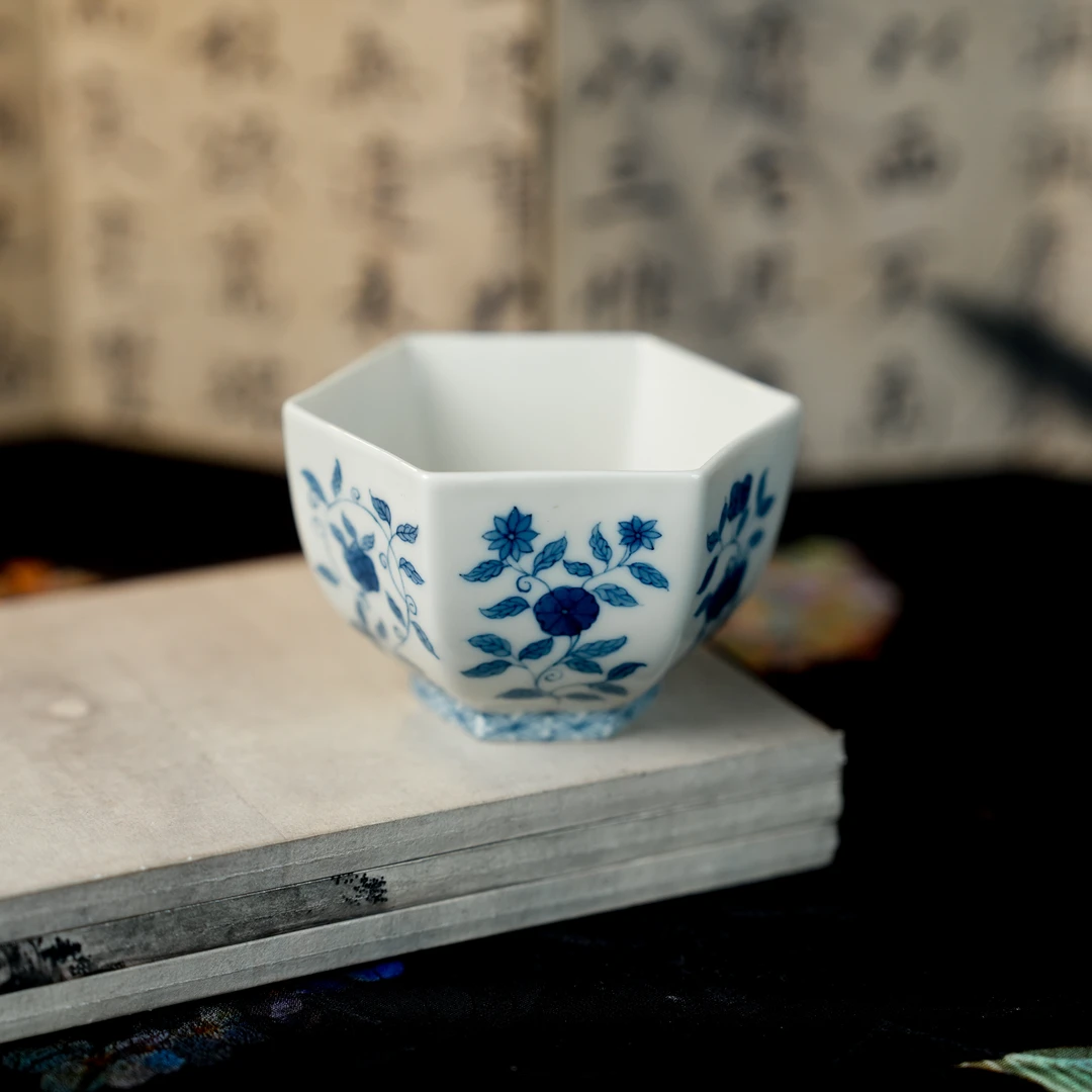 【景墨春风】手工手绘二号釉六方花卉60ml