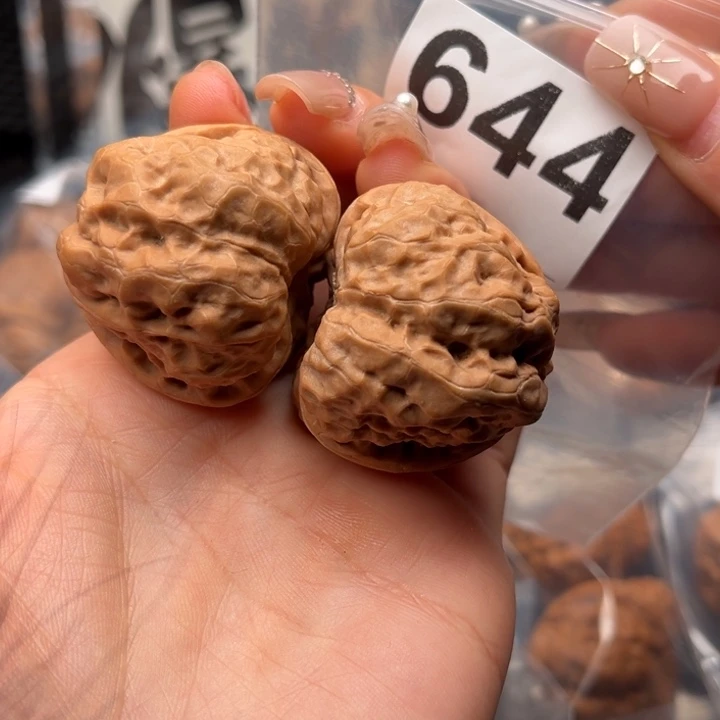 吊坠文玩核桃大***芦蛤蟆