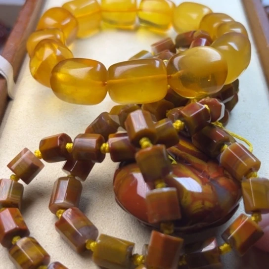 红***麦玛瑙/玉髓未镶嵌手链