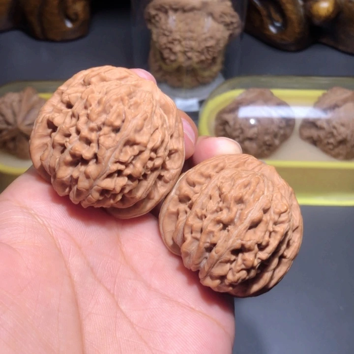 文玩核桃把件42四座楼