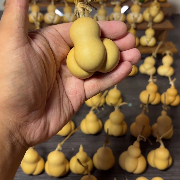 拉***诺葫芦咕噜咕噜咕噜