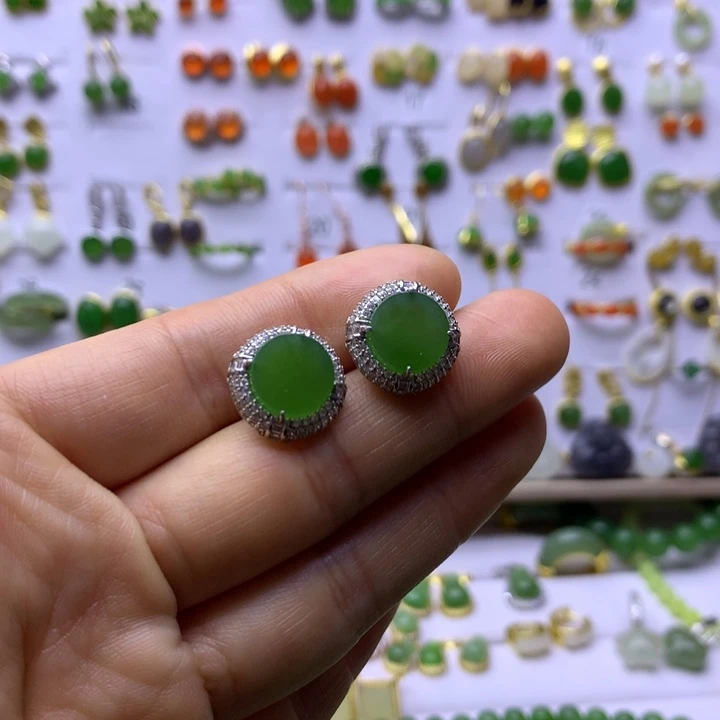 和田玉银S925镶嵌耳饰