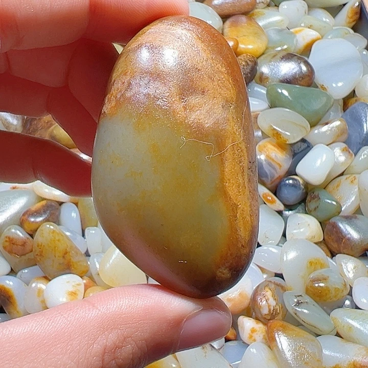 和田玉（糖玉）未镶嵌颈饰59克