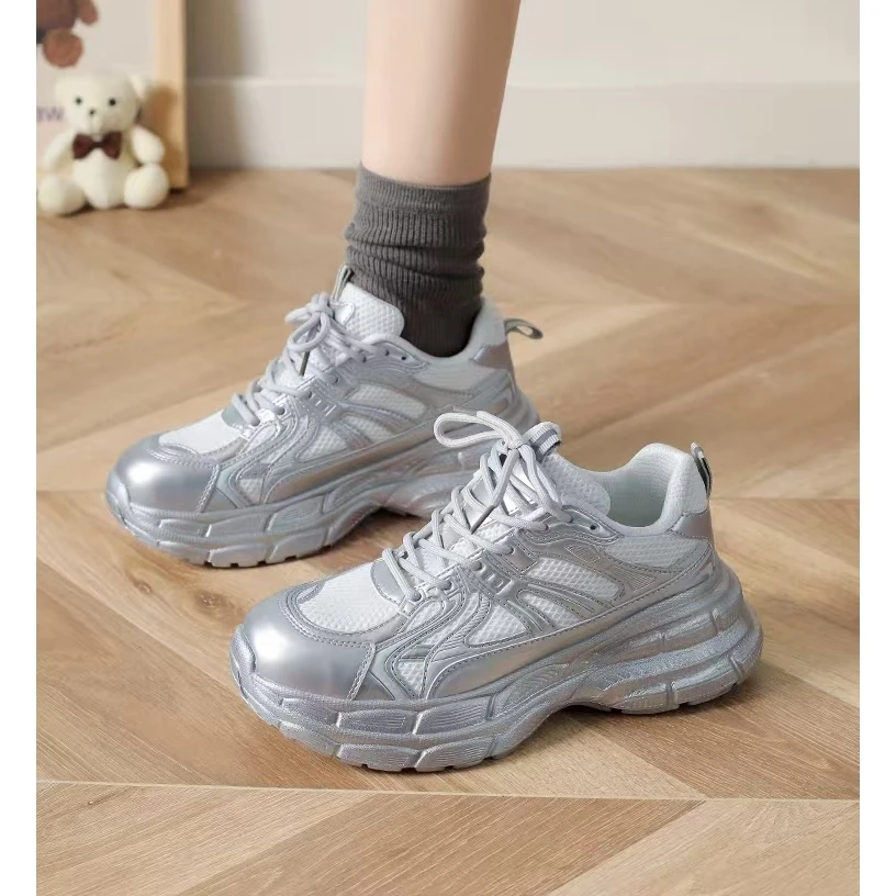 （月落星河）2025春季新款百搭潮流休闲厚底防滑鞋女5D10-1522