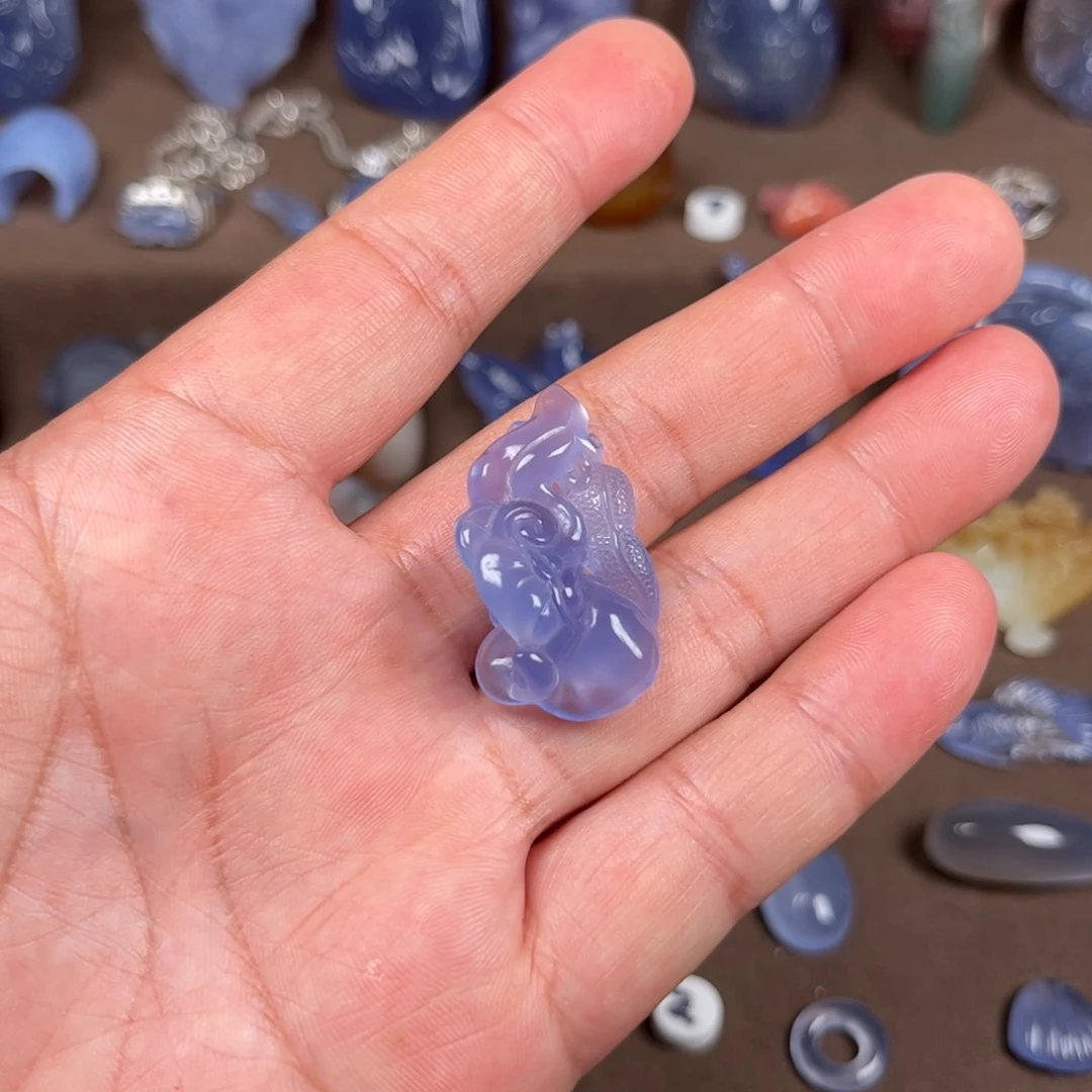 玛瑙/玉髓吊坠(不含链)未镶嵌浅**江蓝玛瑙一生如意