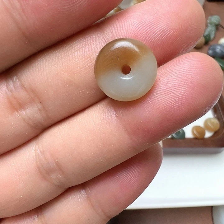 未镶嵌和田玉珠宝半成品《****备