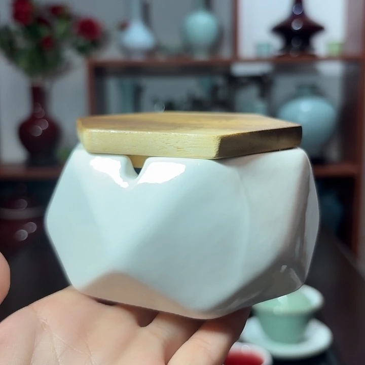 陶瓷景德镇高温陶瓷烟灰缸