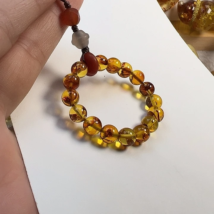 未镶嵌项圈琥珀（花珀）