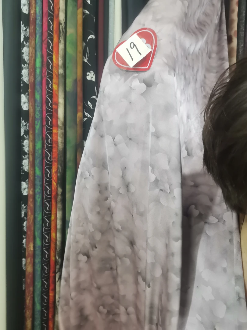 醋酸19号2米服装面料