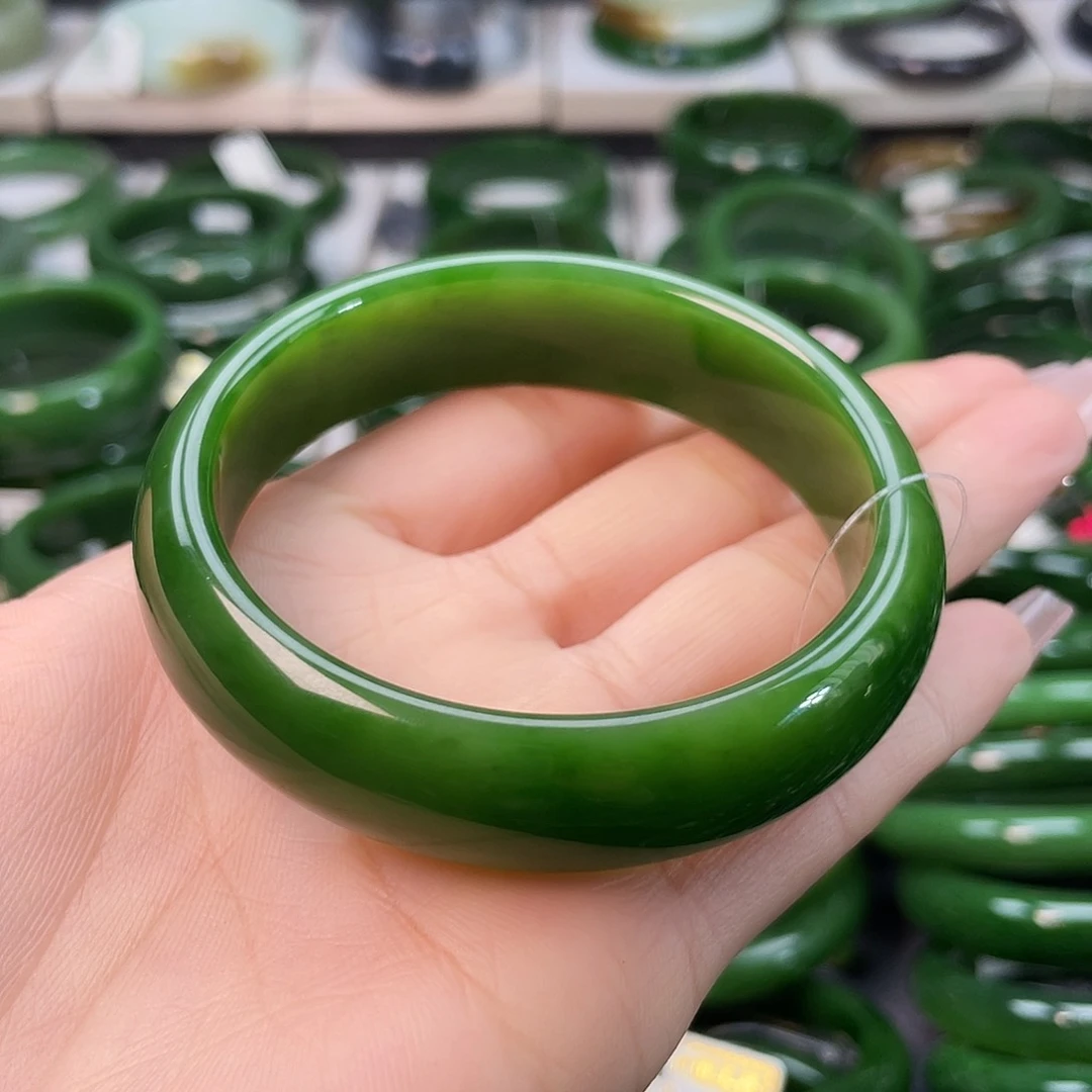 和田玉（碧玉）手镯未镶嵌