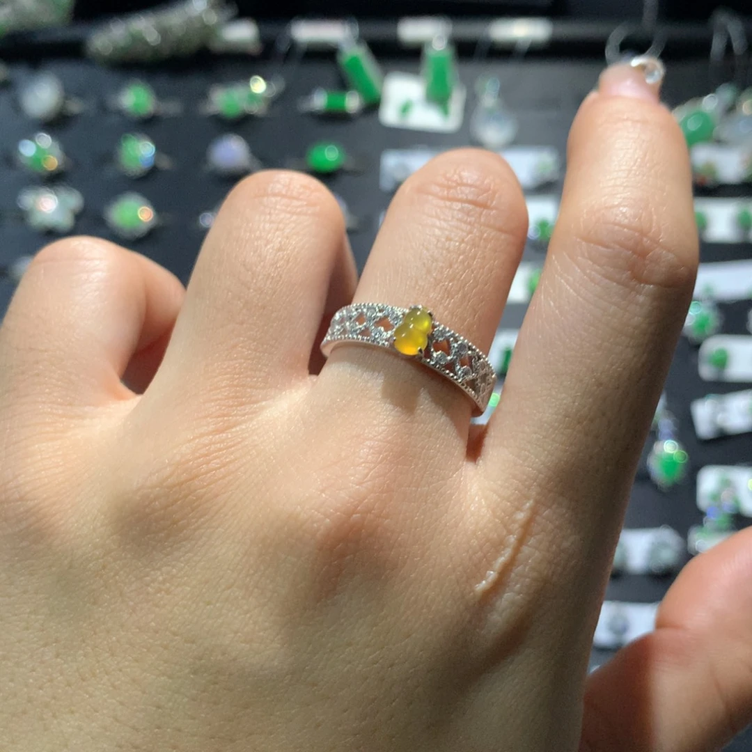 银S925镶嵌翡翠耳饰