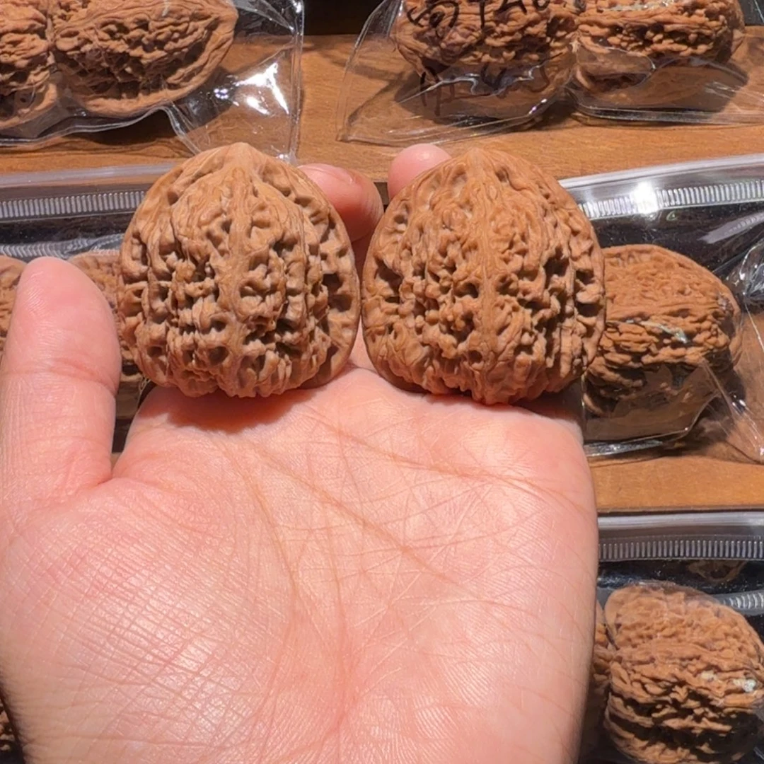 桃核吊坠40南疆石