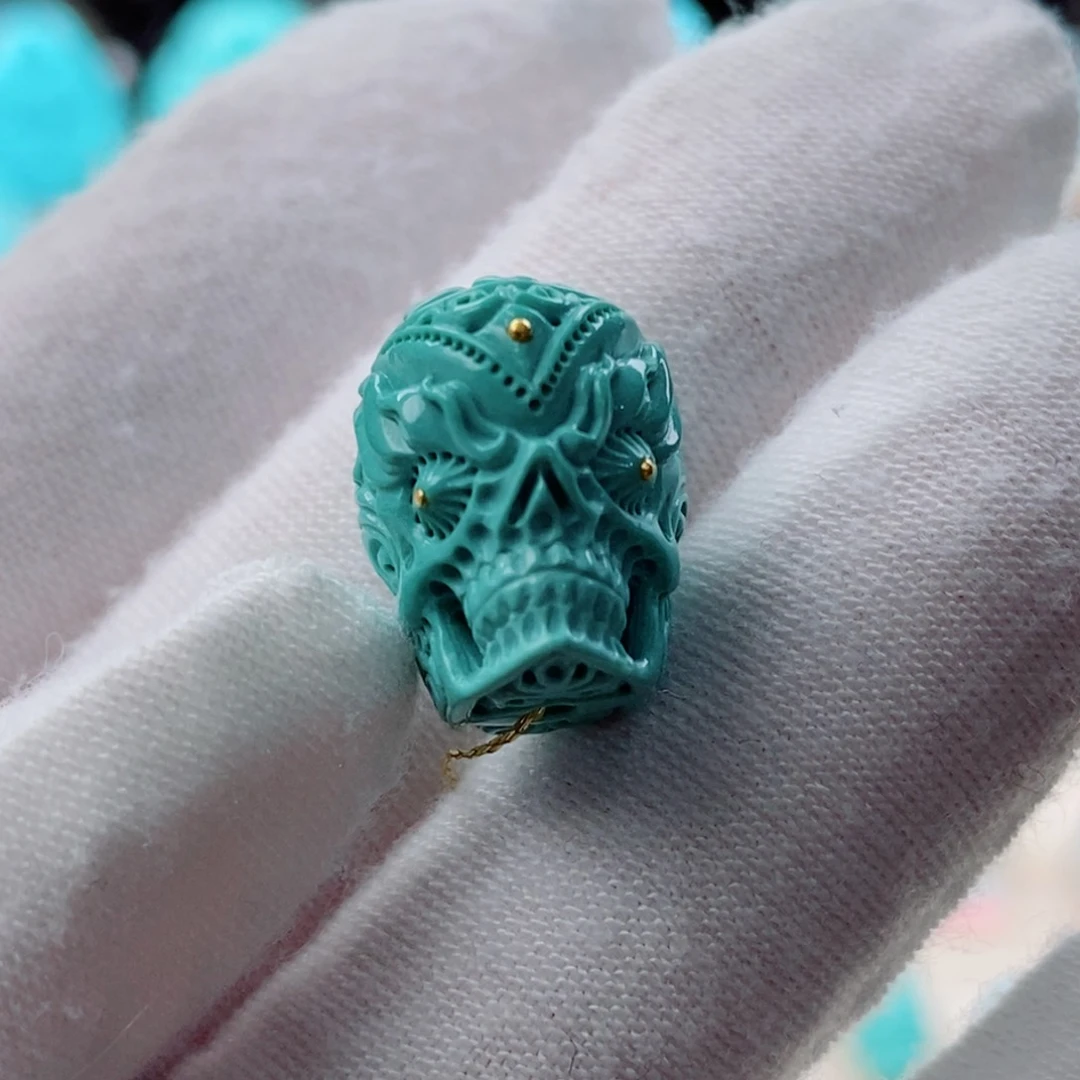 绿松石配饰未镶嵌