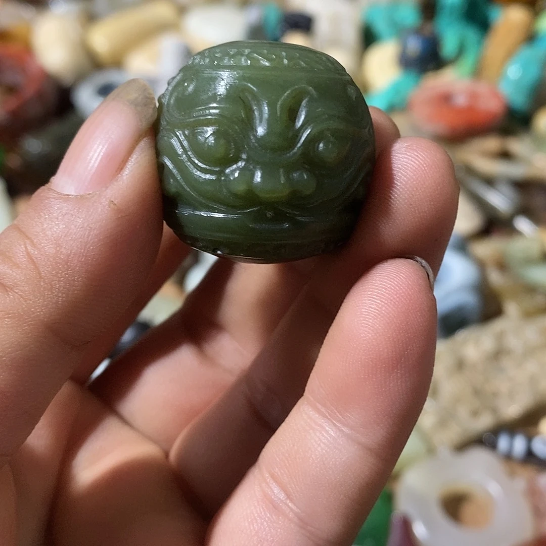 和田玉（糖玉）未镶嵌挂件