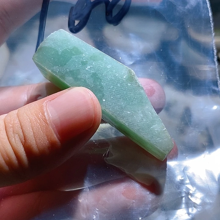 翡翠未镶嵌颈饰100