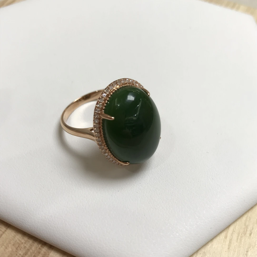 【欣妈珠宝】18K金和田玉（碧玉)镶钻戒指