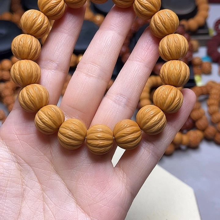 文玩核桃吊坠金丝十二棱