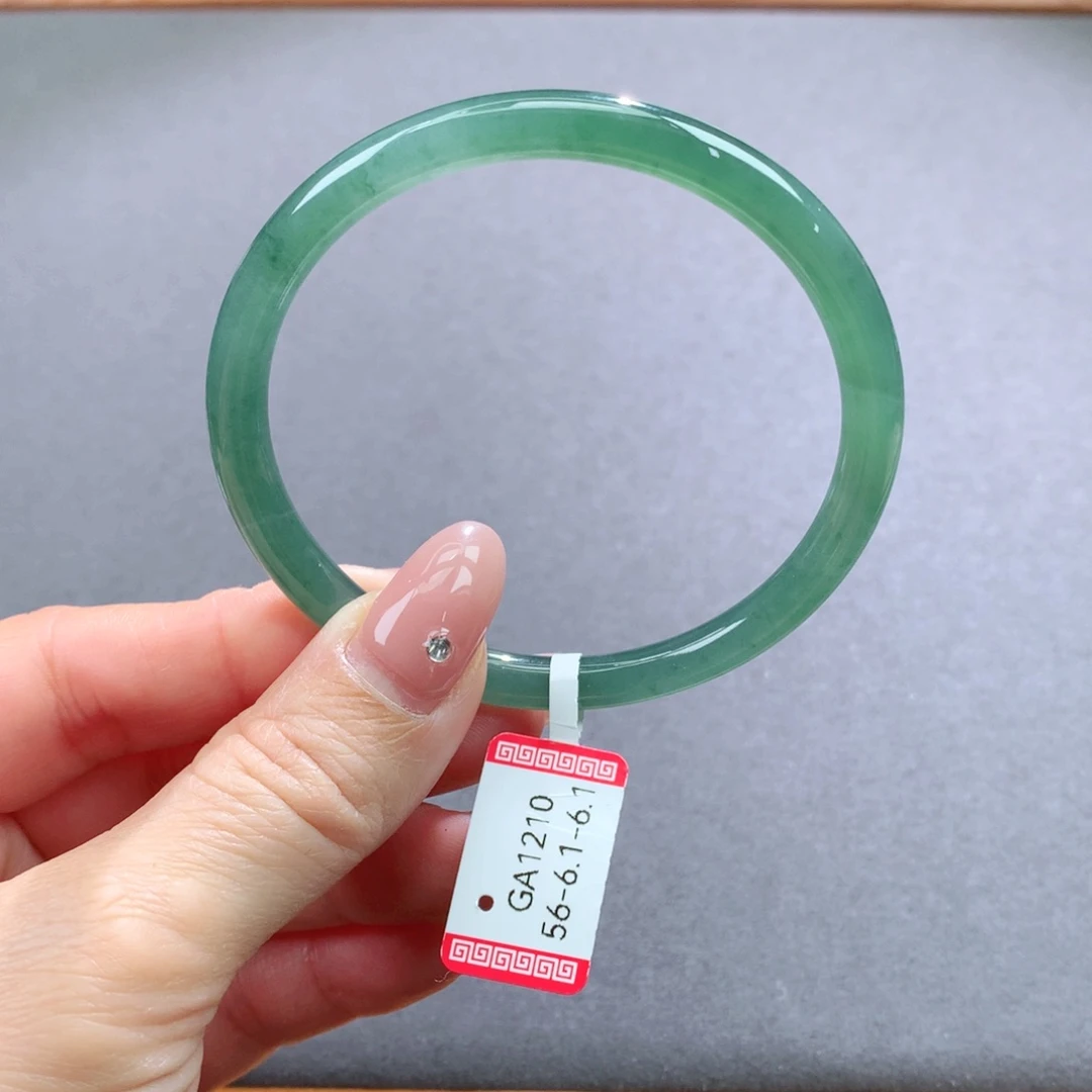 翡翠手镯未镶嵌天然翡翠手镯叮当镯