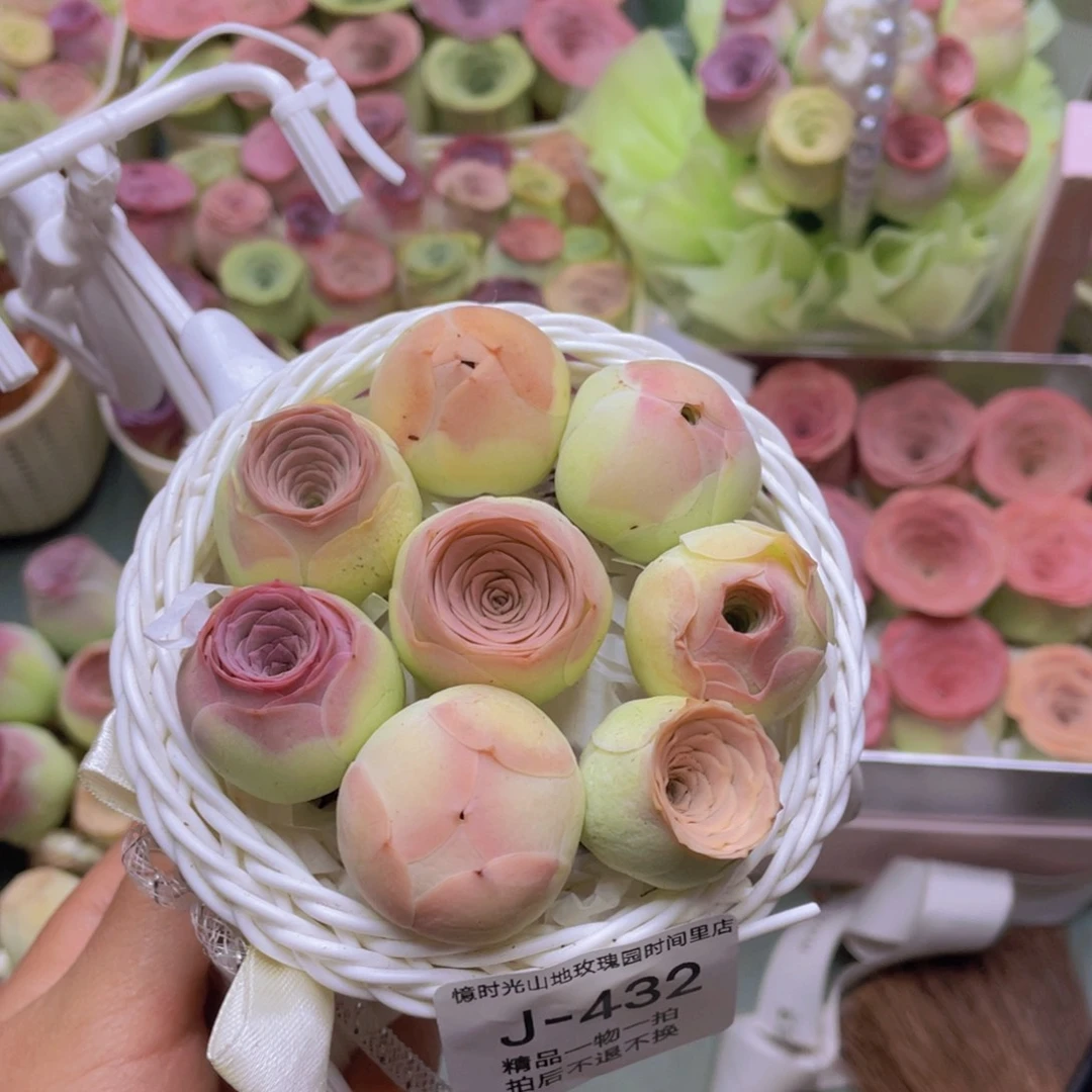 山地玫瑰花篮组合J432