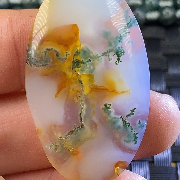 芳***林玛瑙/玉髓未镶嵌颈饰