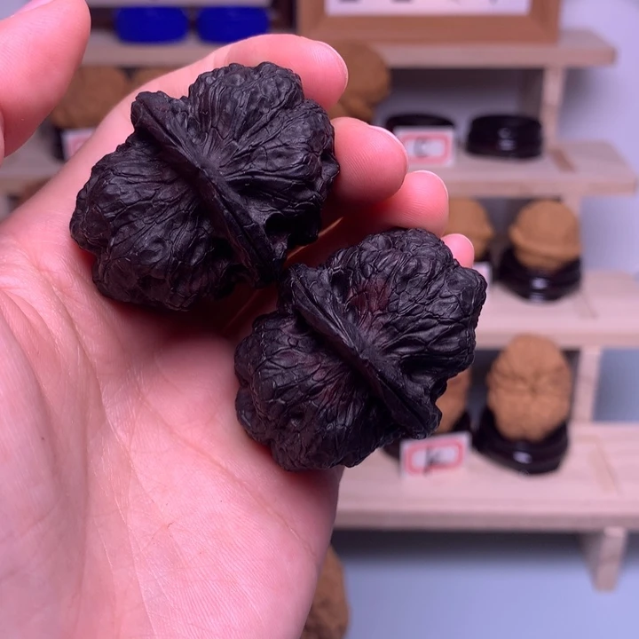 文玩核桃把件49火焰金蟾43尺