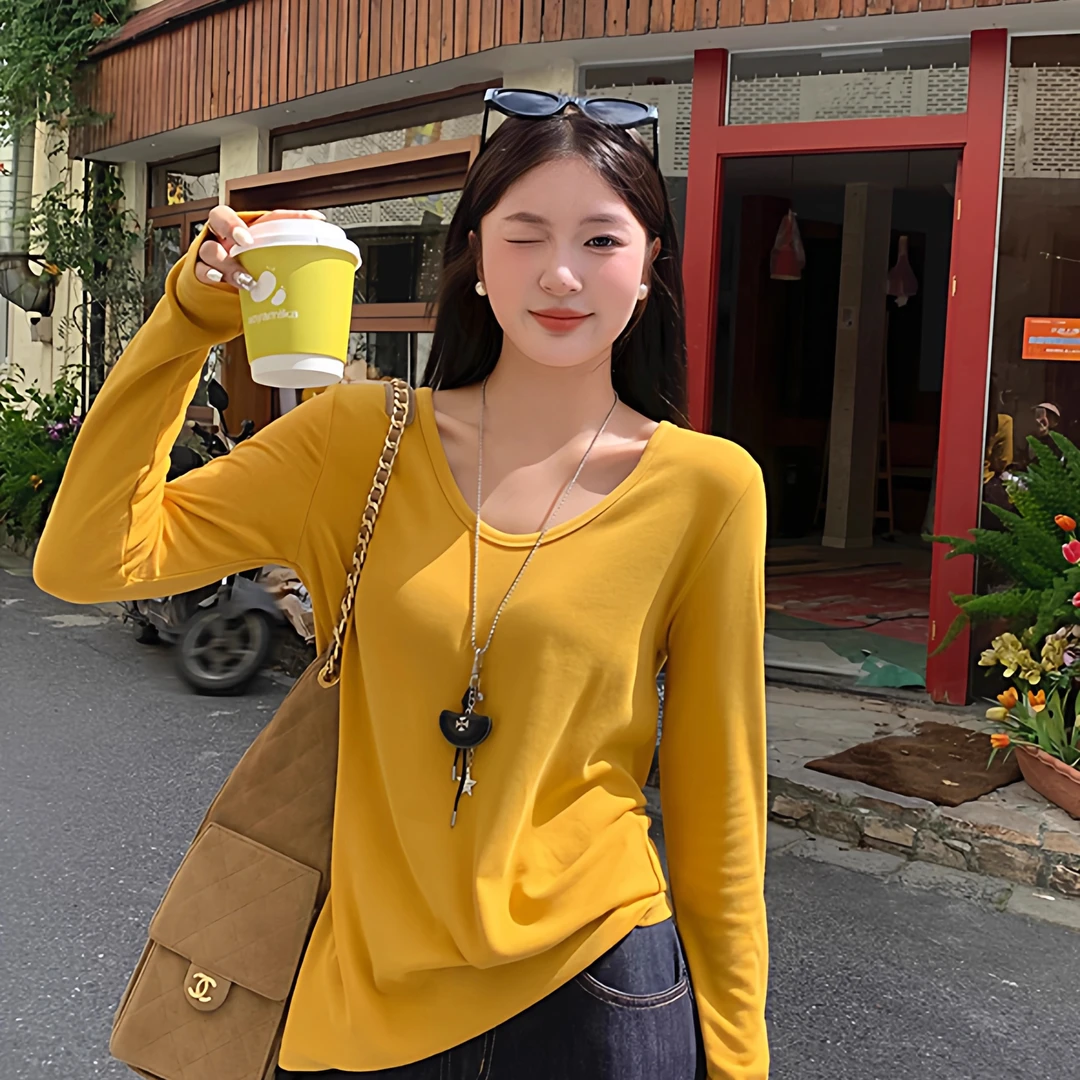 姜黄色V领正肩长袖T恤女2025新款早秋穿搭内搭打底衫宽松好看上衣
