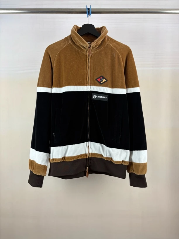 全新未使用 BURBERRY/博柏利 拼色徽标拉链外套/S码/M1185