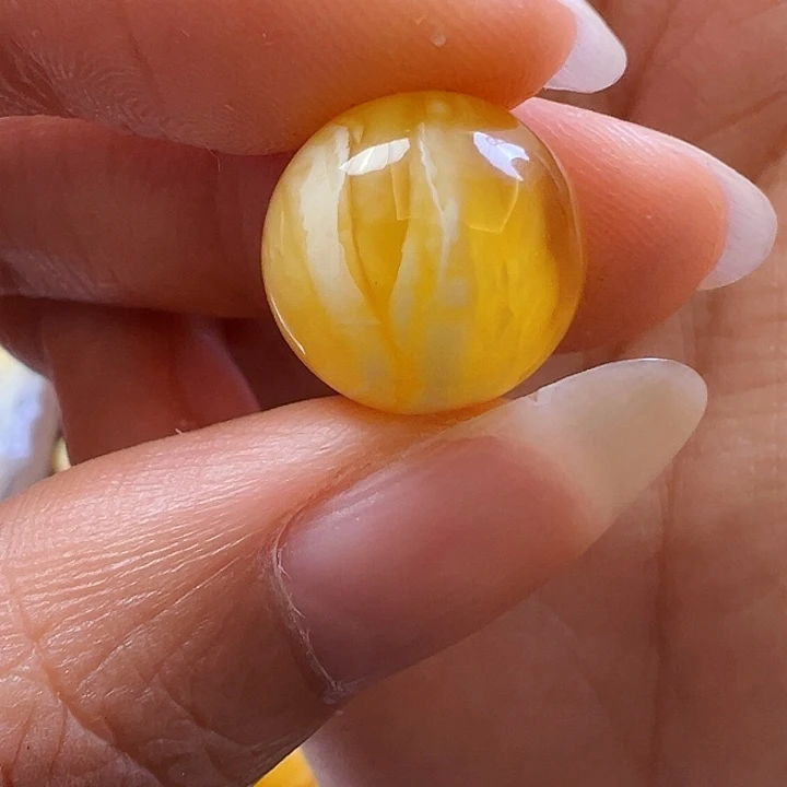 未镶嵌蜜蜡珠宝奇石
