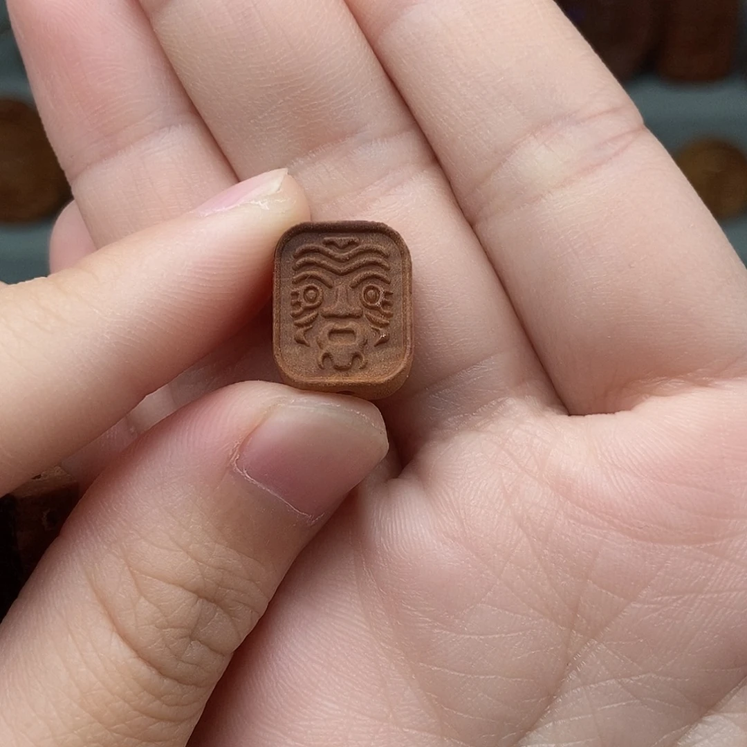 檀香木无事牌浅***狗福利价