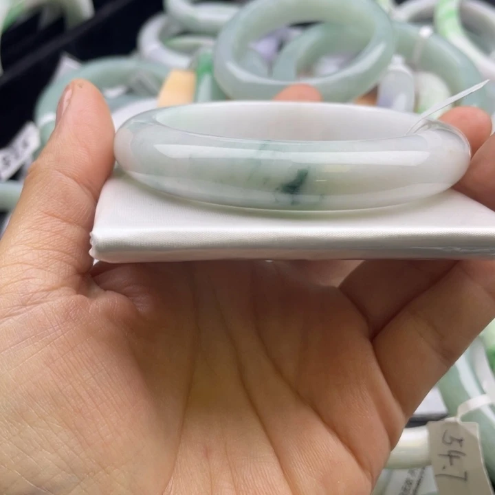 未镶嵌手链翡翠天然