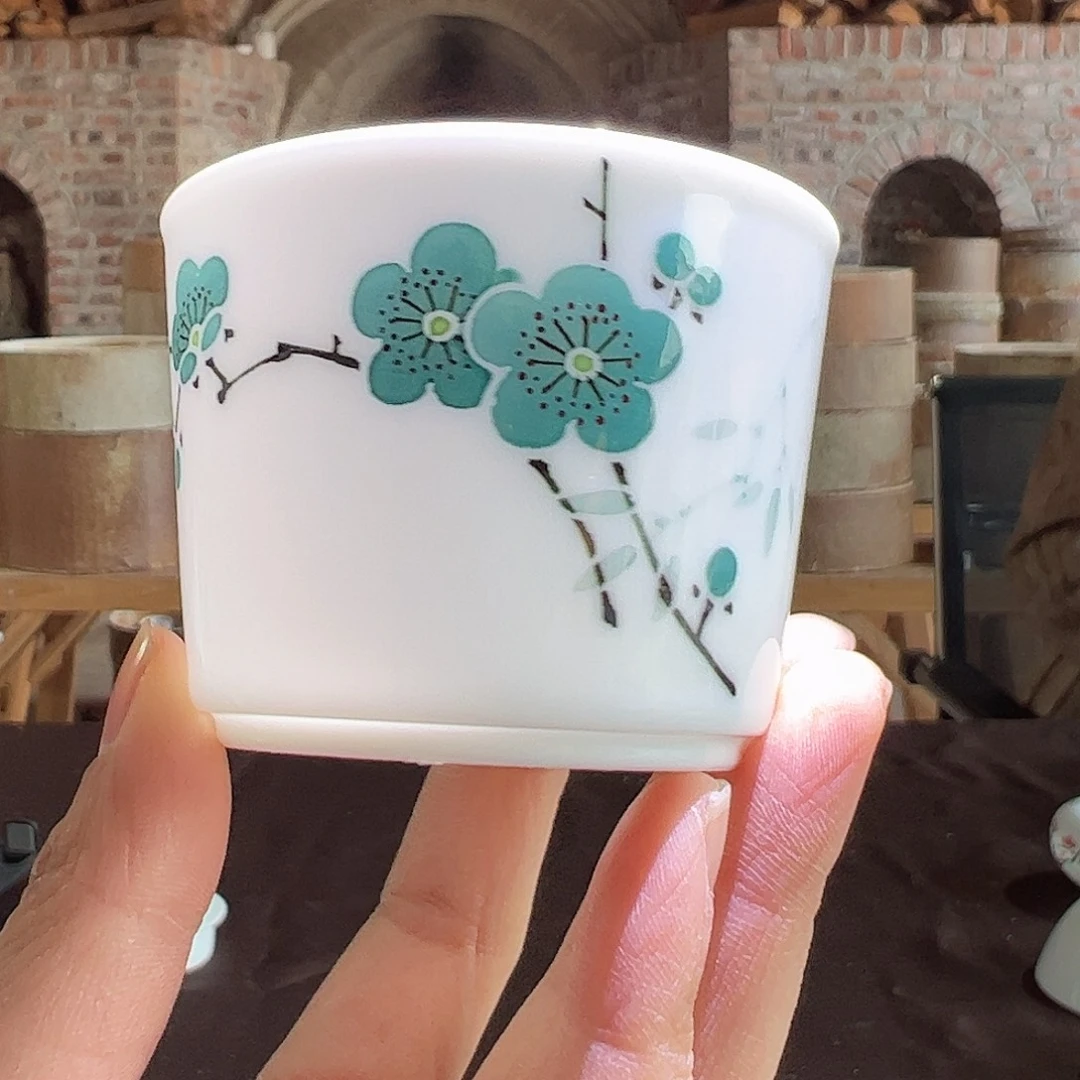 瓷柴窑 绿梅书卷杯
