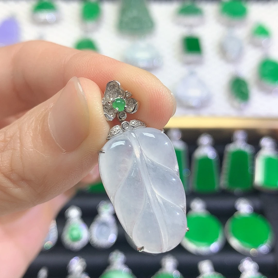 吊坠(不含链)18K金镶嵌翡翠吊坠