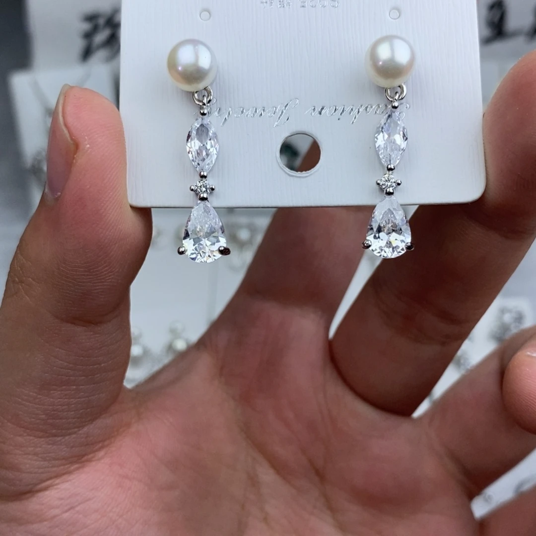 淡水珍珠耳饰未镶嵌