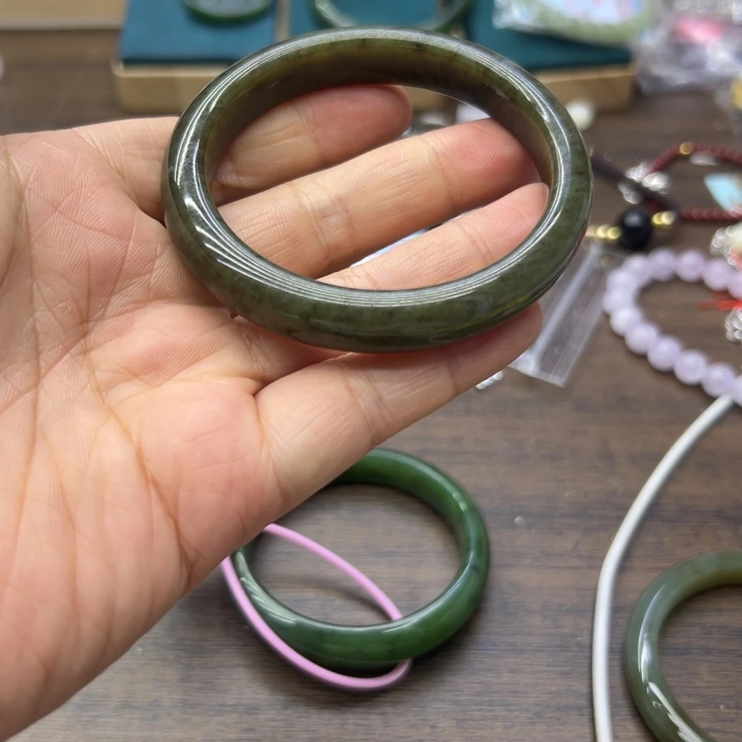 和田玉未镶嵌手镯57.4圈围596