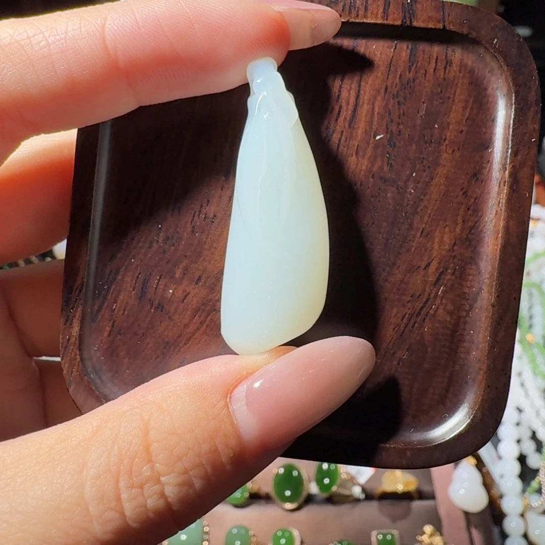 和田玉未镶嵌戒指