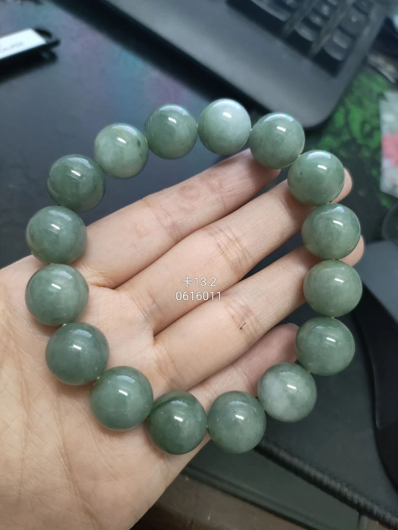 气质百搭单圈手串天然缅甸翡翠A货