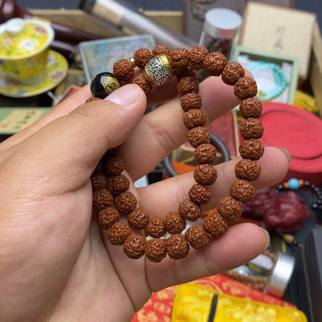 大叶紫檀（黑酸枝木类）